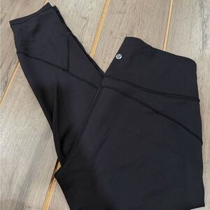 Lululemon in movement tight 25”